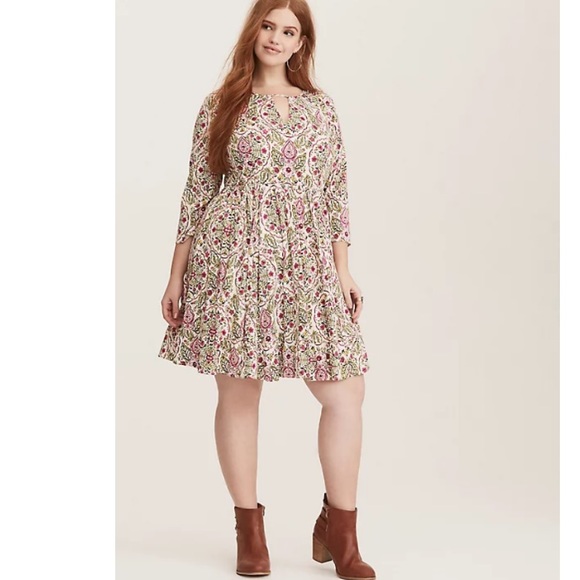 TORRID ⭐️ Ivory Floral Print Challis Skater Mini Dress - Picture 3 of 11